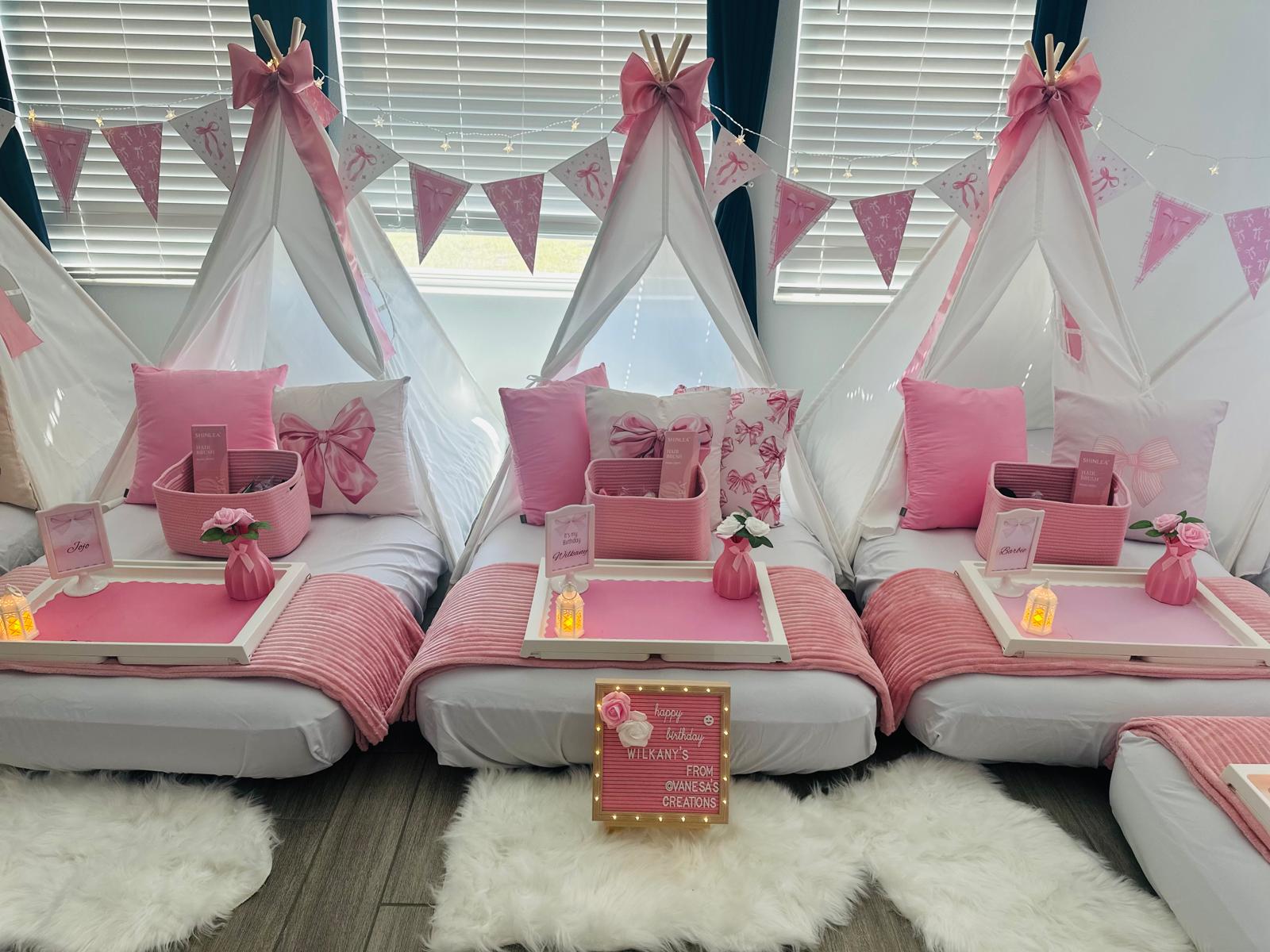 Sleepover tents setup